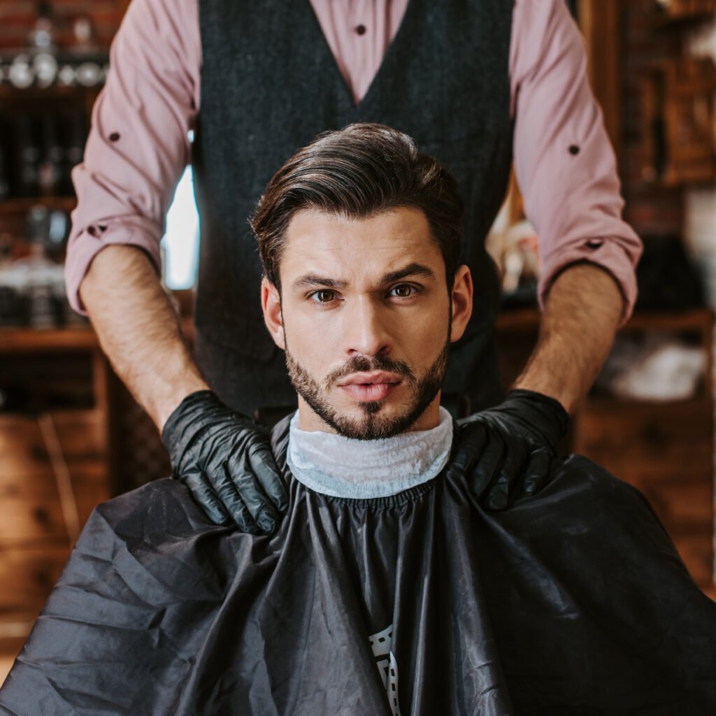 CORTE E BARBA R$135
